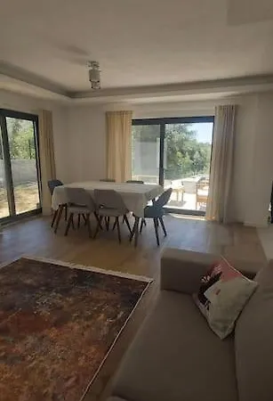 Olive Garden Villa *